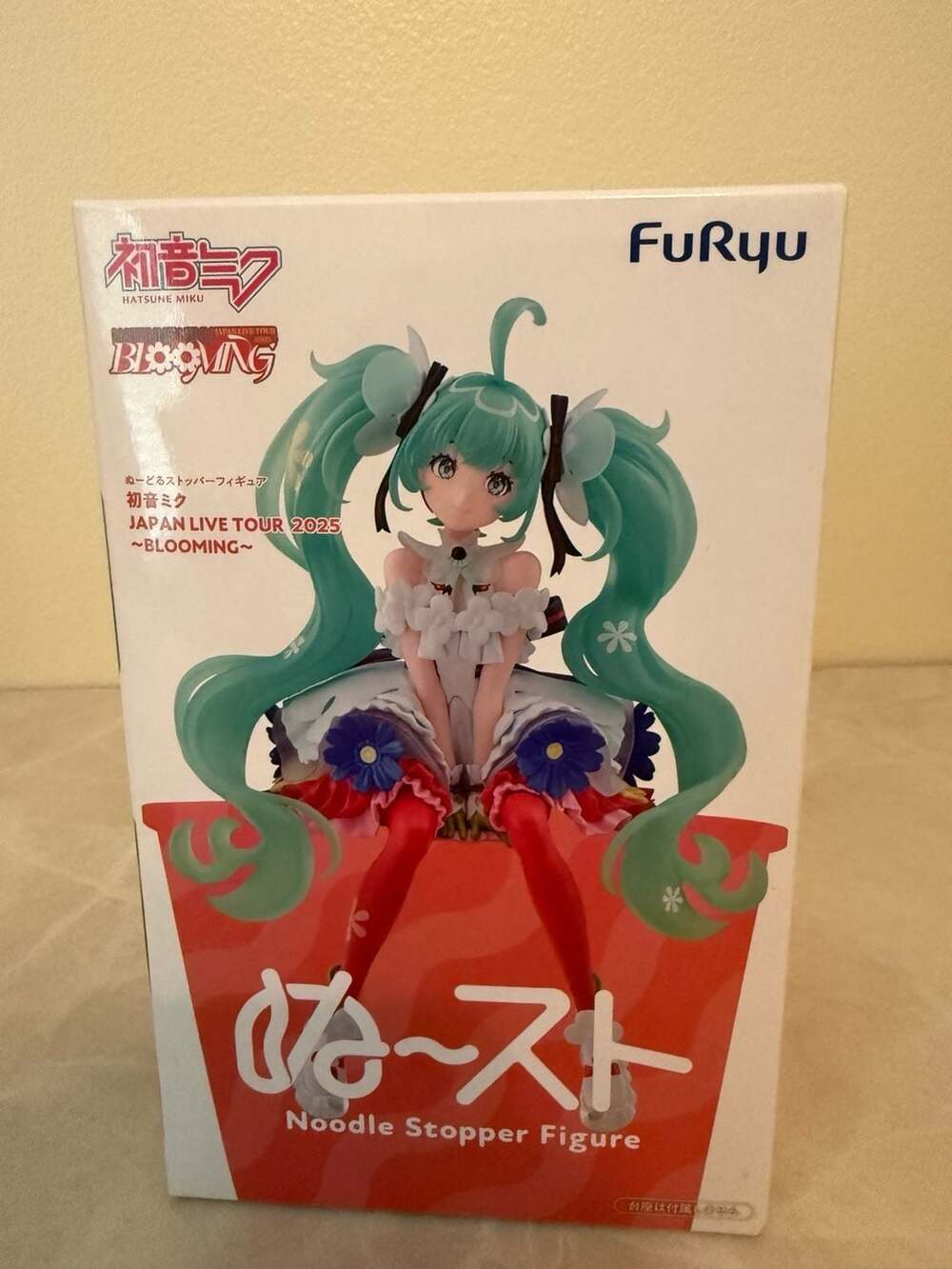 FuRyu Hatsune Miku Japan Live Tour 2025 Blooming Noodle Stopper Figure